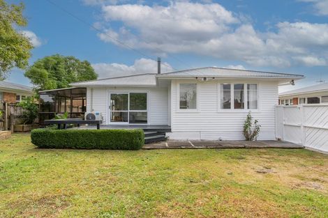 Photo of property in 8 Fenwick Crescent, Hillcrest, Hamilton, 3216