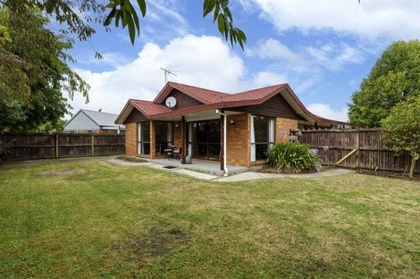 Photo of property in 654 Main North Road, Belfast, Christchurch, 8051