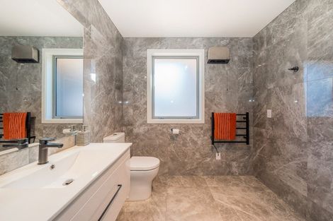 Photo of property in 7 Kikorangi Way, Paraparaumu, 5032