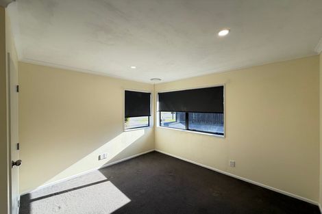 Photo of property in 72 Geneva Terrace, Kelvin Grove, Palmerston North, 4414