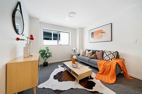 Photo of property in 240b Whitney Street, Blockhouse Bay, Auckland, 0600