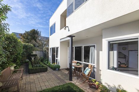 Photo of property in 3/33 Holly Road, St Albans, Christchurch, 8014