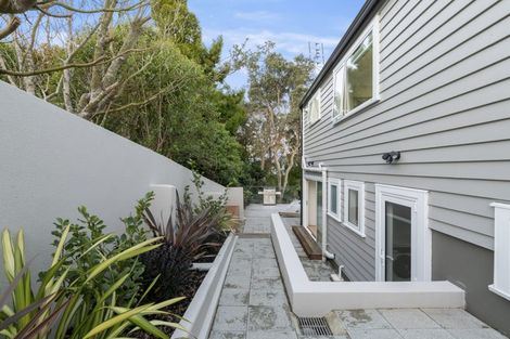 Photo of property in 4/92 Churchill Road, Murrays Bay, Auckland, 0630