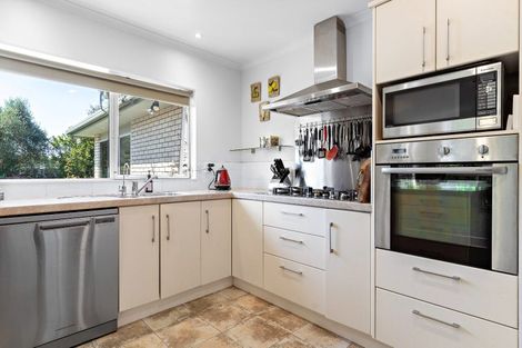 Photo of property in 11a Humphries Street, Greytown, 5712