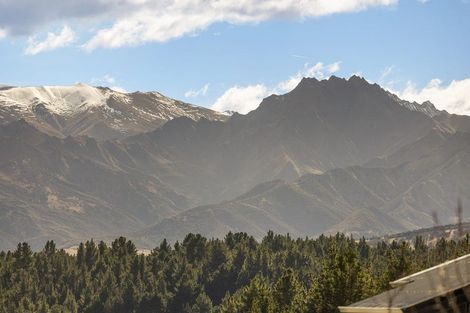 Photo of property in Northlake, 14 Linnburn Road, Wanaka, 9305