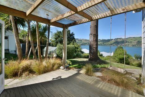 Photo of property in 14 Wanaka Street, Ravensbourne, Dunedin, 9022