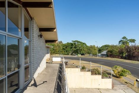 Photo of property in 25 Amanda Avenue, Dinsdale, Hamilton, 3204