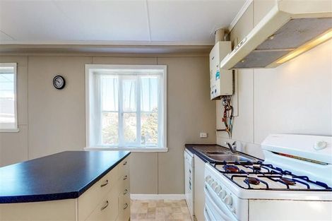 Photo of property in 16 Princess Street, Newtown, Wellington, 6021