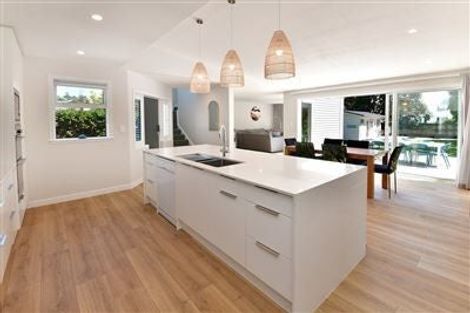 Photo of property in 20 Glamis Avenue, Manly, Whangaparaoa, 0930