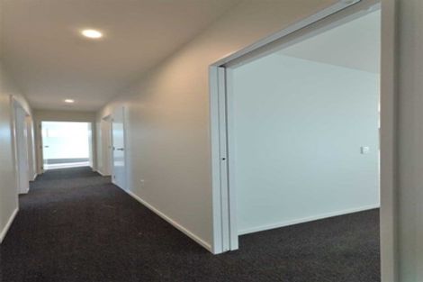 Photo of property in 3 Keeper Close, Woodend, 7610