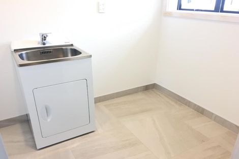 Photo of property in 7 Gladson Avenue, Sockburn, Christchurch, 8042