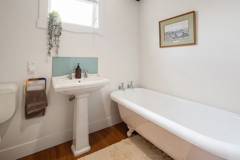 Photo of property in 6 Grosvenor Street, Cambridge, 3434