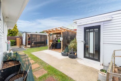 Photo of property in 12a Moonshine Road, Trentham, Upper Hutt, 5018