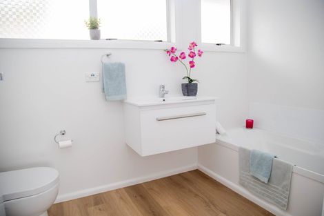 Photo of property in 32 Erica Street, Papanui, Christchurch, 8053