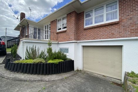 Photo of property in 54 Alma Crescent, Papakura, 2110