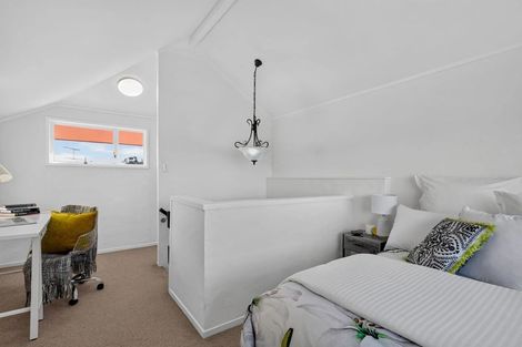 Photo of property in 4/3 Glen Road, Browns Bay, Auckland, 0630