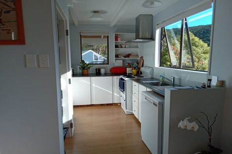 Photo of property in 5 Fitzgerald Place, Karori, Wellington, 6012