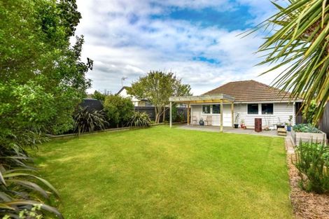 Photo of property in 56 Pacific Road, North New Brighton, Christchurch, 8083