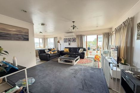 Photo of property in 9n View Road, Glenfield, Auckland, 0627