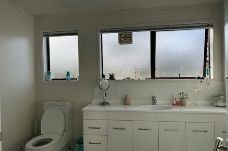 Photo of property in 53 Nor'east Drive, Torbay, Auckland, 0632