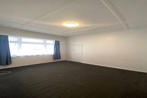 Photo of property in 17 Lawrence Street, Newtown, Wellington, 6021