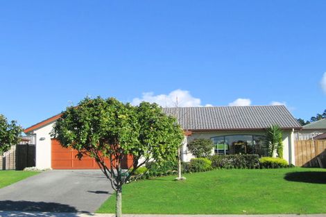 Photo of property in 52 Hillwell Drive, Henderson, Auckland, 0612