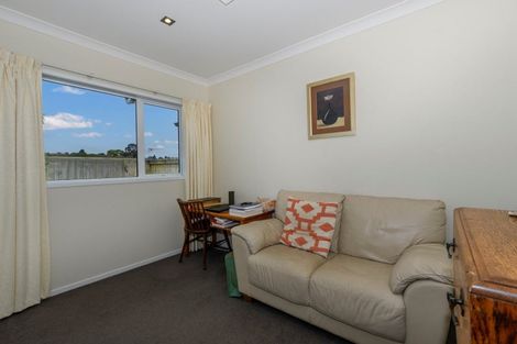 Photo of property in 100 Falcon Drive, Welcome Bay, Tauranga, 3112