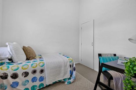 Photo of property in 4/3 Glen Road, Browns Bay, Auckland, 0630