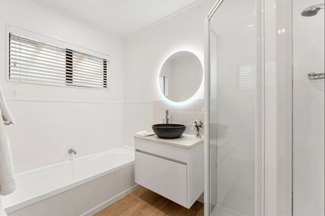 Photo of property in 32 Edgerley Road, Kaipara Flats, Warkworth, 0981