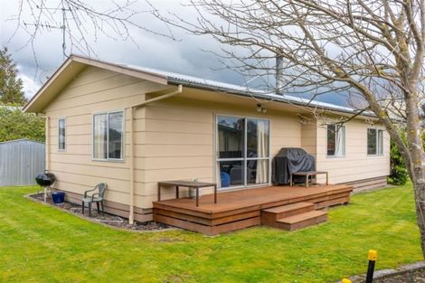 Photo of property in 8b Kupe Drive, Carterton, 5713