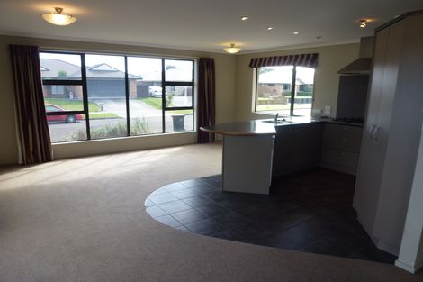Photo of property in 20 Meridian Grove, Kelvin Grove, Palmerston North, 4414