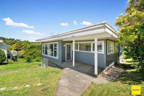 Photo of property in 2 Glengarry Road, Glen Eden, Auckland, 0602