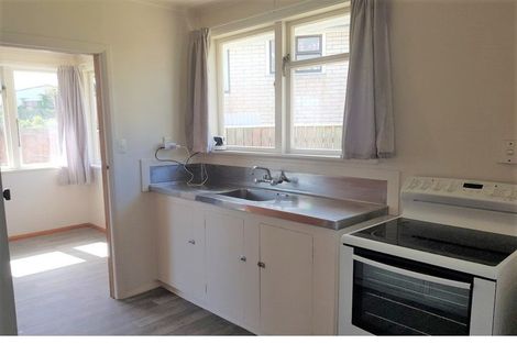 Photo of property in 35 Cornwall Crescent, Cannons Creek, Porirua, 5024