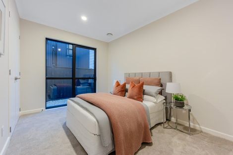 Photo of property in 21 Tawatawa Street, Long Bay, Auckland, 0630