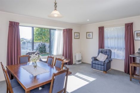 Photo of property in 12 Corfe Castle Lane, Levin, 5510