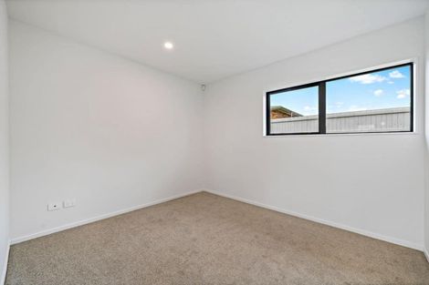 Photo of property in 456a West Coast Road, Glen Eden, Auckland, 0602
