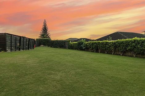 Photo of property in 10 Grierson Place, Pukekohe, 2120