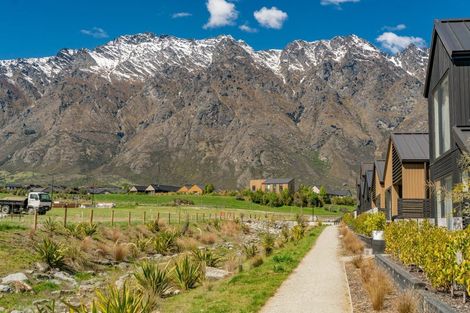 Photo of property in 4 Chapman Drive, Jacks Point, 9371