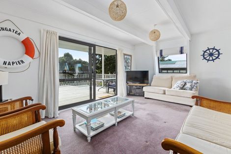 Photo of property in 3 Harapaki Road, Riversdale Beach, Masterton, 5872