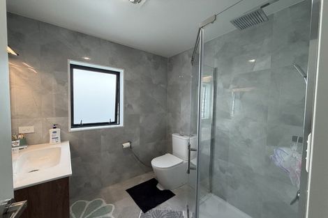 Photo of property in 6d Christmas Road, Manurewa, Auckland, 2102