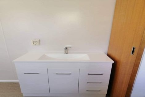 Photo of property in 5 Rennell Street, Frankleigh Park, New Plymouth, 4310