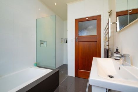 Photo of property in 405 Pepper Street, Saint Leonards, Hastings, 4120