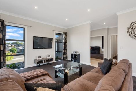 Photo of property in 16 Rigg Place, Flagstaff, Hamilton, 3210