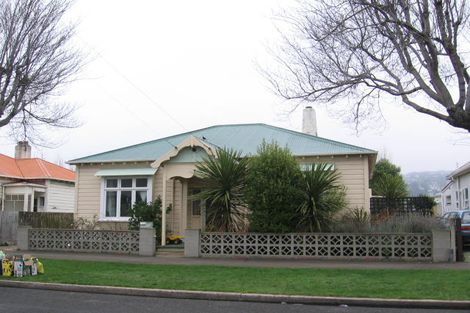 Photo of property in 9 Kirkcaldy Street, South Dunedin, Dunedin, 9012