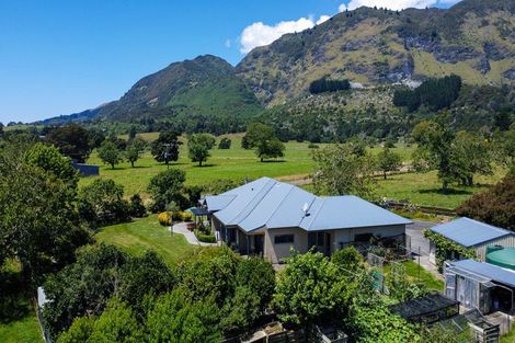 Photo of property in 92 Packard Road, Motupipi, Takaka, 7183