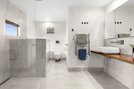 Photo of property in 6 Adele Way, Kaiteriteri, Motueka, 7197