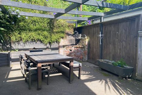 Photo of property in 15 Goldsmith Road, Hospital Hill, Napier, 4110