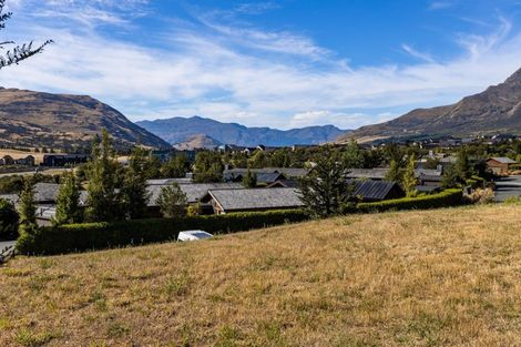 Photo of property in 25 Rannoch Drive, Jacks Point, Queenstown, 9371