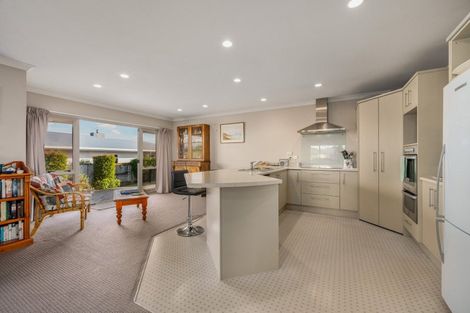 Photo of property in 21 Pukawa Place, Feilding, 4702