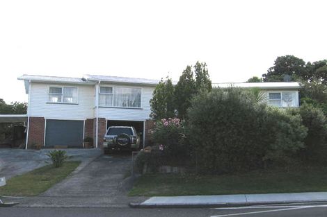 Photo of property in 39 Taupo Street, Green Bay, Auckland, 0604